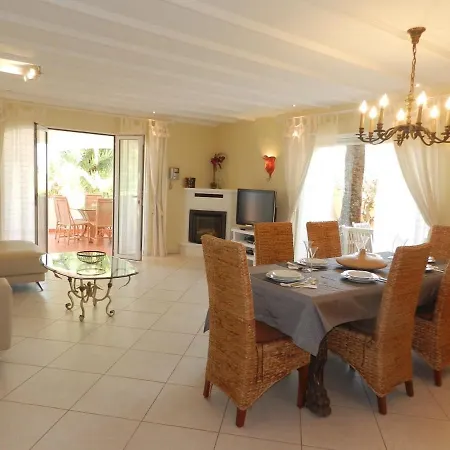 Ambiente 4 Personas Villa *