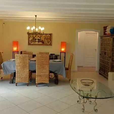 Ambiente 4 Personas Villa